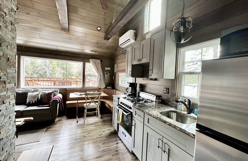 Old Forge Cottage | Waterfront Haven: 2-Bedroom Cottage at The Lakes, Old Forge