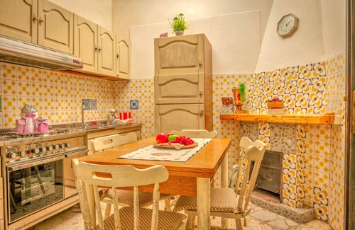 Altavilla Silentina House | Cozy Cottage with 2 Beds in Altavilla Silentina Center