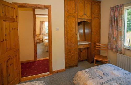 Cornamona House | Family-Friendly Cottage 390 - Maam, Rated 9.5/10 by Guests