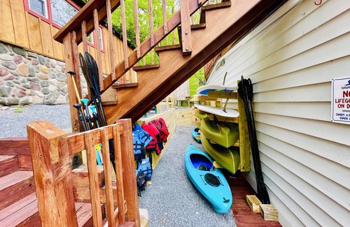 Old Forge Cottage | Discover 3rd Lake: Waterfront Cottage with Pool & Pets Welcome