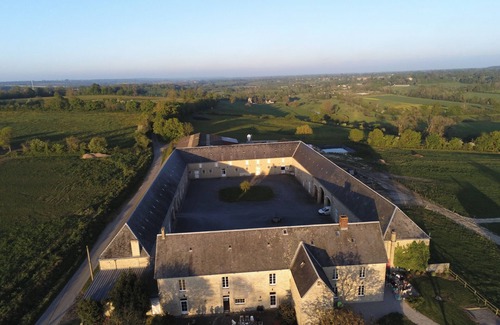 Formigny House | Relaxing Cottage for 4-12 Near Omaha Beach with Spa