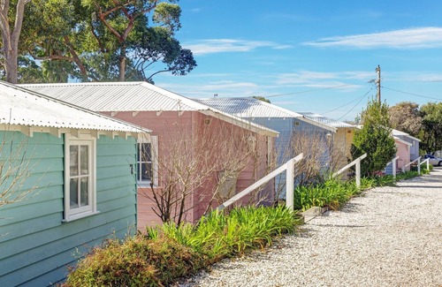 Hyams Beach House | Sea-Side Serenity: Cottage 4 at Hyams Beach Cottages