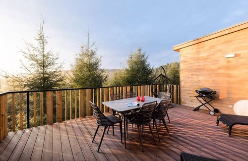 Hattigny House | Exclusive Cottage for 6 at Center Parcs - Family Friendly Escape