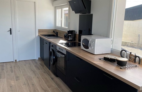 Lestre House | Seaside Cottage with Ocean View & Pool - Rated 9.6/10