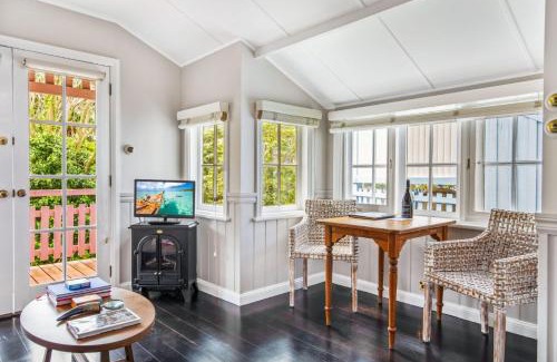 Hyams Beach House | Relaxing Cottage 6 at Hyams Beach Seaside Cottages