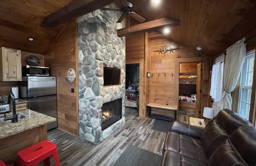Old Forge Cottage | Pet-Friendly Waterfront Cottage with Lake Views in Old Forge