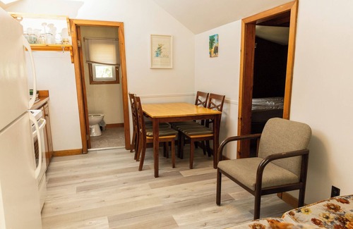 Sauble Beach Cottage | Cottage #8 - Sauble Beach Front