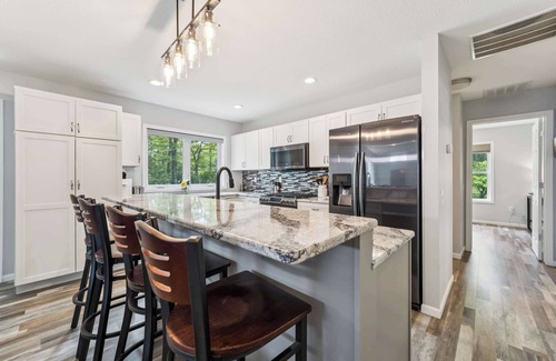 Greenbush Apartment | Cottage 9 - 3BR Lake Retreat | Stunning Views