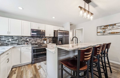 Greenbush Apartment | Cottage 9 - 3BR Lake Retreat | Stunning Views