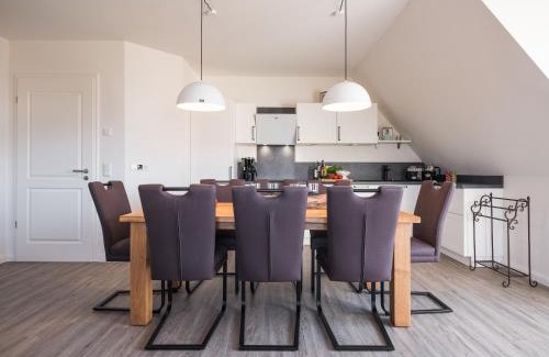 Rerik Apartment | Seaside Cottage - Cozy Maisonette with Oceanfront Views