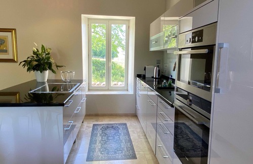 Verrieres House | Gorgeous Cottage at Bois Blanc with Pool and Ocean View