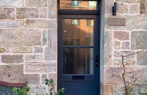 Portobello Cottage | Cozy Cottage by Edinburgh's Scenic Seaside