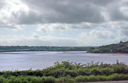 County Waterford House | Pet-Friendly Cottage at Youghal Bridge with Ocean Views
