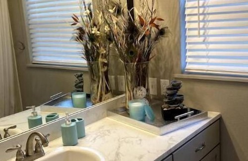 Burnet Cottage | Cottage at Lake Buchanan, Hill Country Getaway