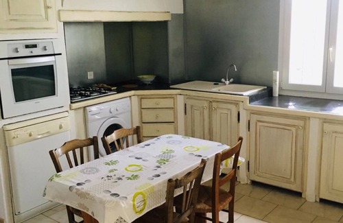 Mormoiron Cottage | Charming Cottage at Marmoiron Near Bédoin and Mont Ventoux