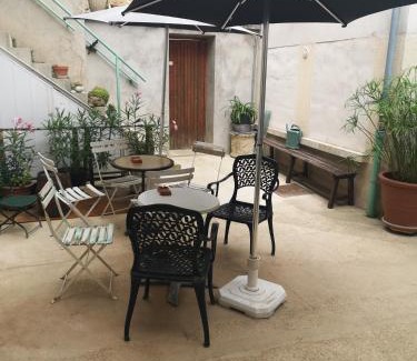 Hautvillers House | Child-Friendly Cottage AU TERMINUS 3 with Top Guest Rating