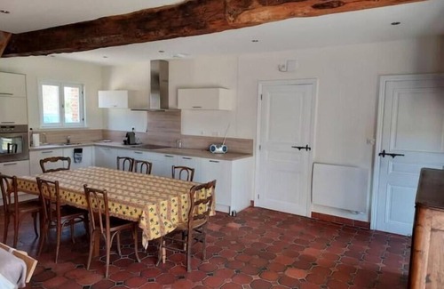 Le Meillard Cottage | Relaxing Cottage with Heated Pool and Spacious Garden Retreat