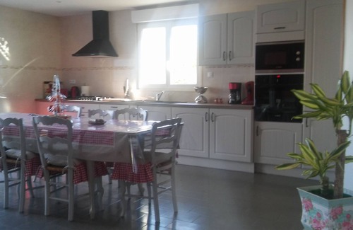 Machy House | Idyllic Cottage Between Land and Sea with Kitchen Access