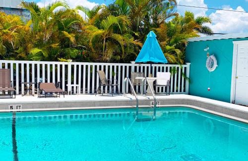 Biggar House | Beachside Bungalow with Pool & BBQ - 4-Star Guest Rated!