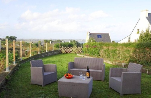 Paimpol House | Relaxing Sea View Retreat with Garden in Paimpol