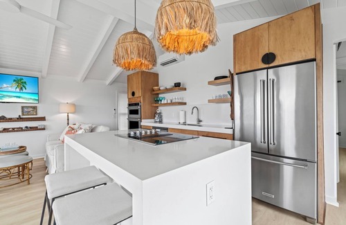 Ocean Cay House | Oceanfront Cottage by the Sea with Pool & Spa Retreat