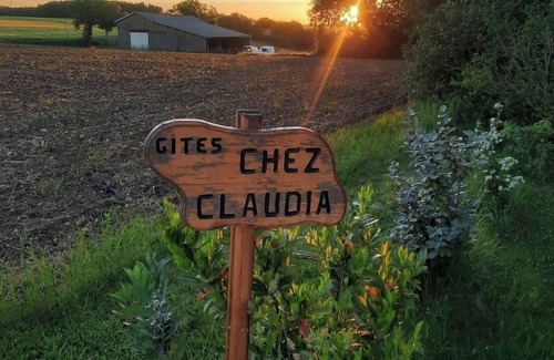 Marsolan House | Guest Rated 10/10 at Cottage Chez Claudia with Spa & Breakfast