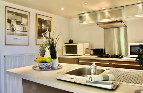 Vienne-en-Bessin House | Family-Friendly Cottage d'Exception with Kitchen Amenities