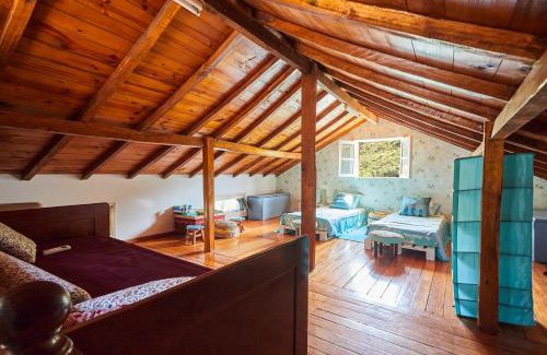 Alvarenga House | Discover Cottage da Paradinha: Family-Friendly in Arouca