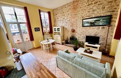 Missillac House | Charming Oceanfront Cottage in Historic Schoolhouse