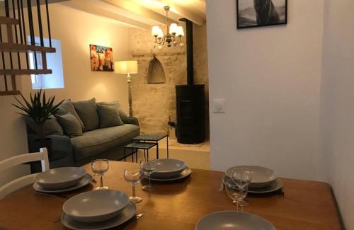 Fontenay-en-Parisis House | Charming Cottage Near Paris – Rated 9.1/10 for Families