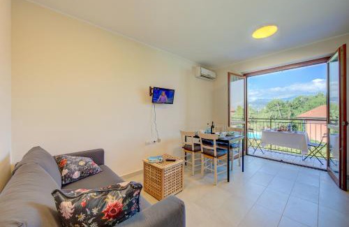 Cerro House | Cozy Cottage Del Lago: Pet-Friendly Retreat with Pool