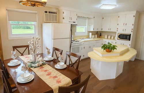 Gruetli Laager House | Cottage Down the Layne Near Coalmont