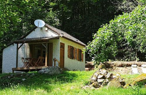 Saint-Martin-du-Puy Ski Chalet | Cottage du lac de Chaumeçon avec étang privé