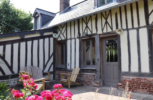 Beuzeville Cottage | Pet-Friendly Cottage with Ocean View & Spa - Evasion Normande