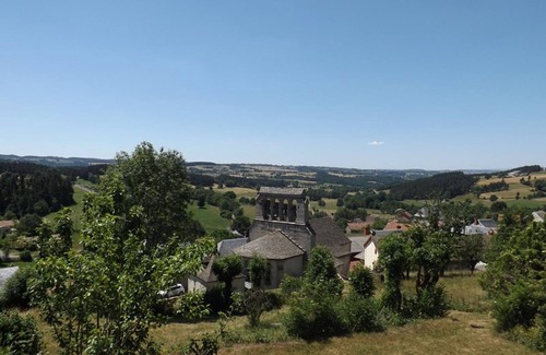 Lorcieres Cottage | Cozy Gite Lorcières: Pet-Friendly Retreat with Spa & Kitchen