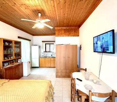 Platy Apartment | Cottage Foteini