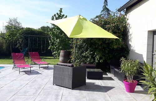 Juigne-sur-Loire House | Elegant Cottage in Longère Angévine with Pool & Spa