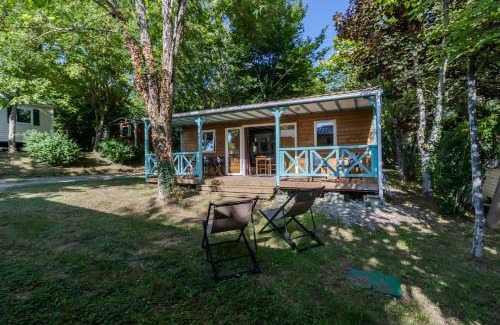 Saint-Martial-de-Nabirat Ski Chalet | Cottage 6 personnes climatisé