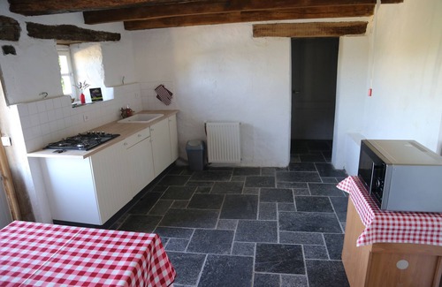 Sauveterre-de-Rouergue House | Tranquil Cottage with Pool in Aveyron's Scenic Heart