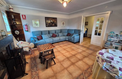 El Viso de San Juan Cottage | Exceptional El Jardin de los Niños: Perfect for 14 Guests
