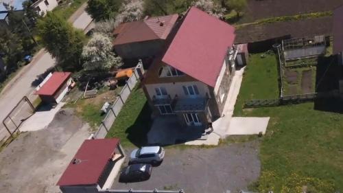 Bakuriani Apartment | Charming Cottage: Family-Friendly Stay with 9/10 Guest Rating