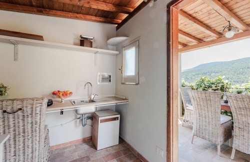 Ruota Villa | Cozy Cottage Gigi in Ruota: Family-Friendly with Breakfast