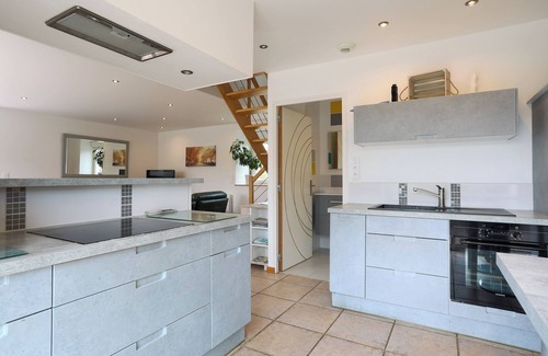 Andel House | Cozy Gîte Terre Et Mer: Terrace, Garden & Wi-Fi Included