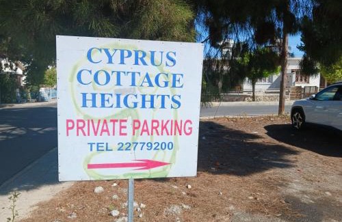 Ayios Dhometios Apartment | Budget-Friendly Stay at Cottage Heights for Your Escape