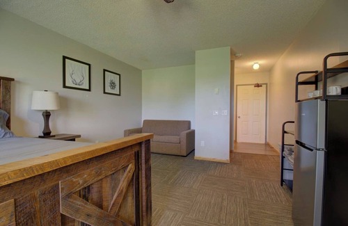 Clitherall Cottage | Relaxing Retreat at Spitzer Lake | Legacy Lakeside Resort