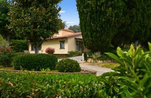 Tavarnelle Val di Pesa Apartment | Relaxing Retreat at Cottage il Borraccio with Oceanfront Views