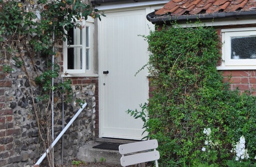 Brampton Cottage | Cozy Cottage in Brampton, Norfolk - 9.4 Star Rated Stay