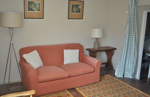 Brampton Cottage | Cozy Cottage in Brampton, Norfolk - 9.4 Star Rated Stay