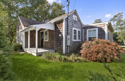 East Hampton North Cottage | Idyllic Cottage in East Hampton with Ocean View Amenities