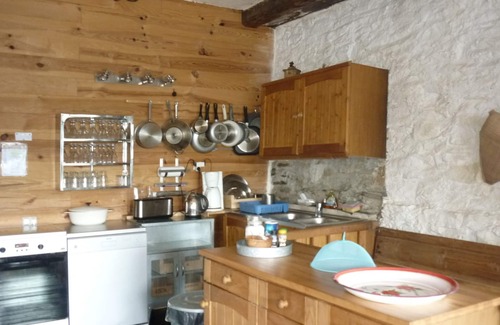 Chateau-Ville-Vieille Ski Chalet | Top-Rated Cottage in the Queyras with Pool & Pet Friendly